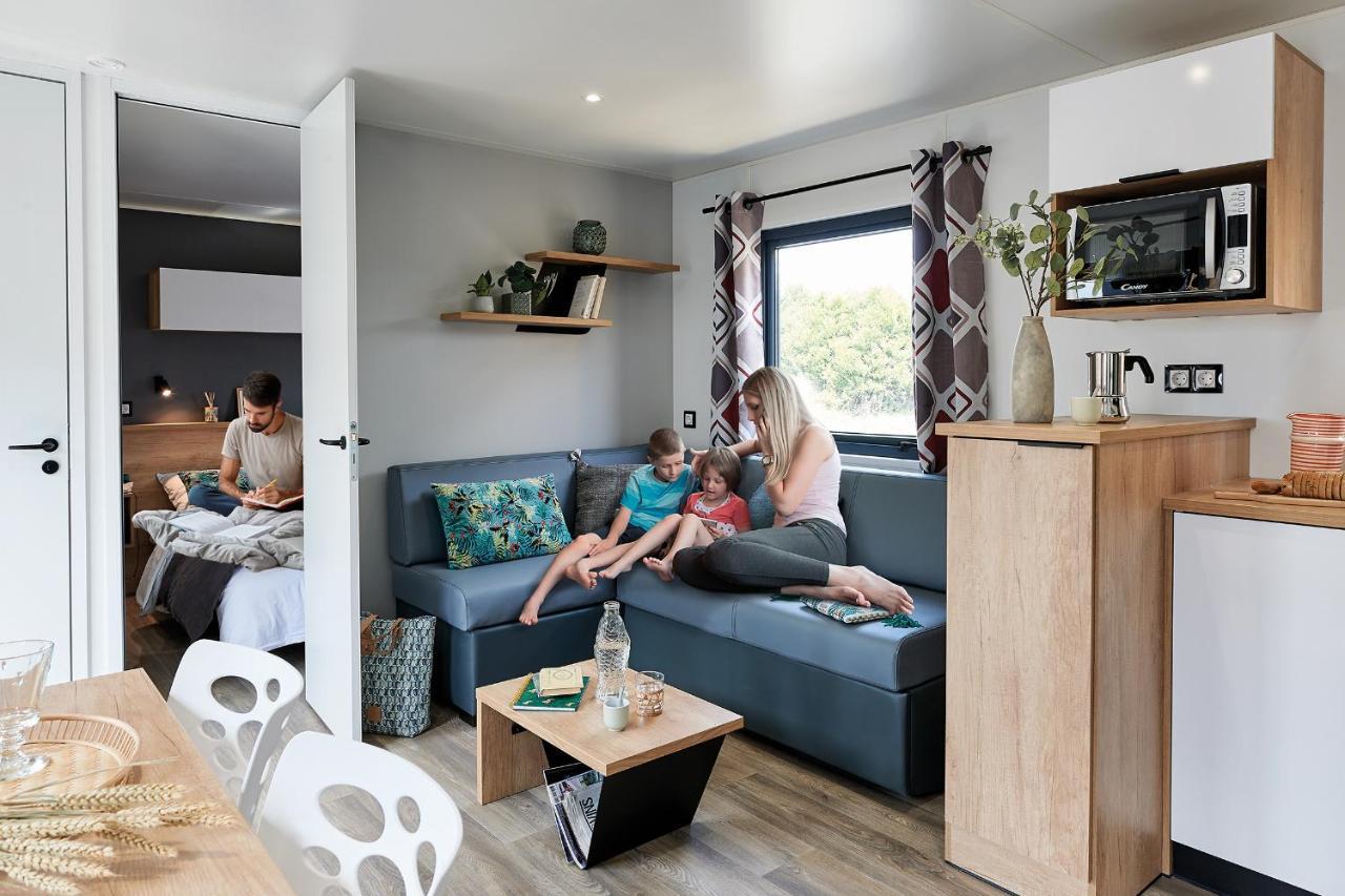 Camping Les Castors Calvi  Bagian luar foto
