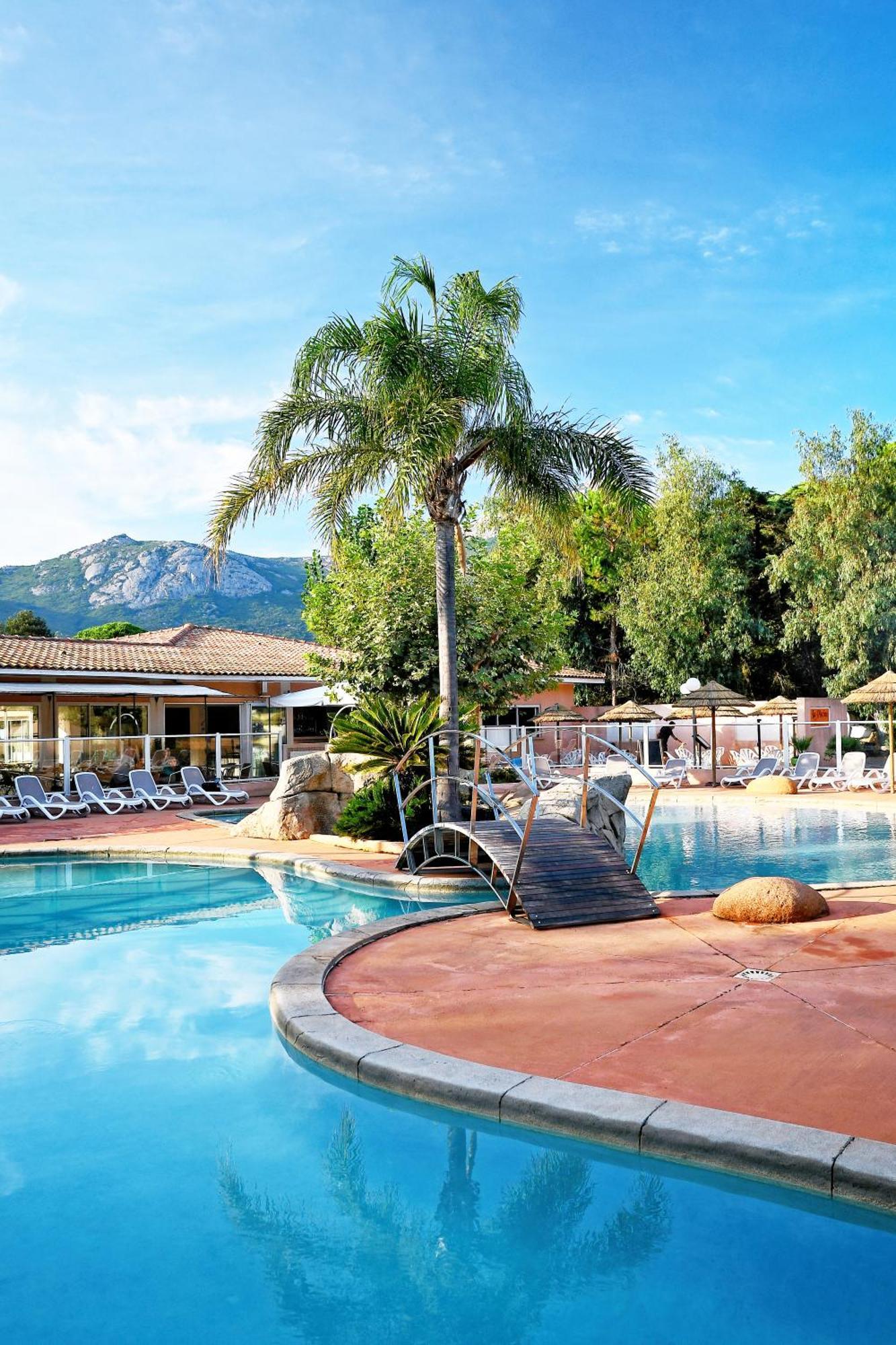 Camping Les Castors Calvi  Bagian luar foto