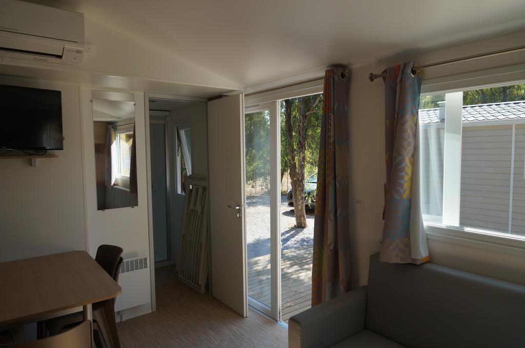 Camping Les Castors Calvi  Bagian luar foto