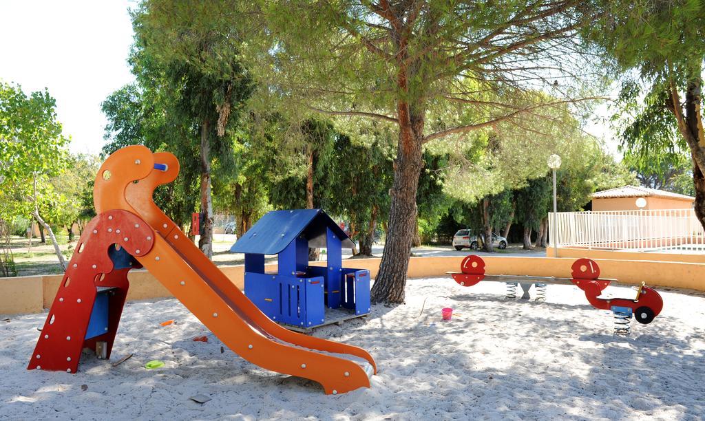 Camping Les Castors Calvi  Bagian luar foto