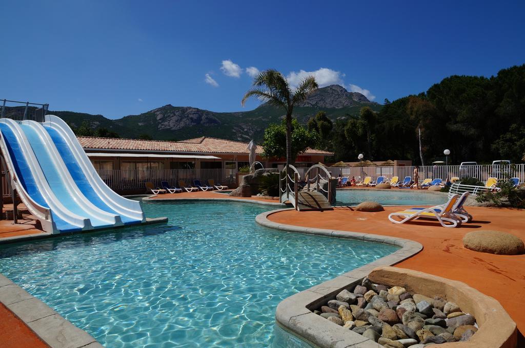 Camping Les Castors Calvi  Bagian luar foto