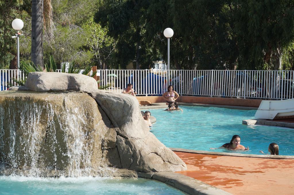 Camping Les Castors Calvi  Bagian luar foto