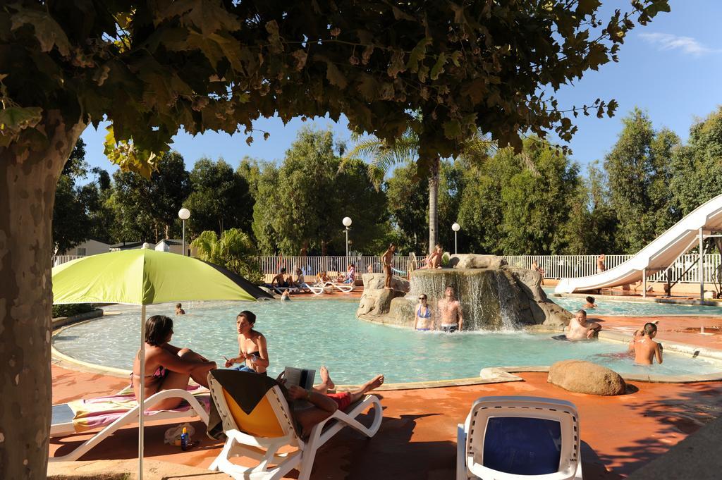 Camping Les Castors Calvi  Bagian luar foto